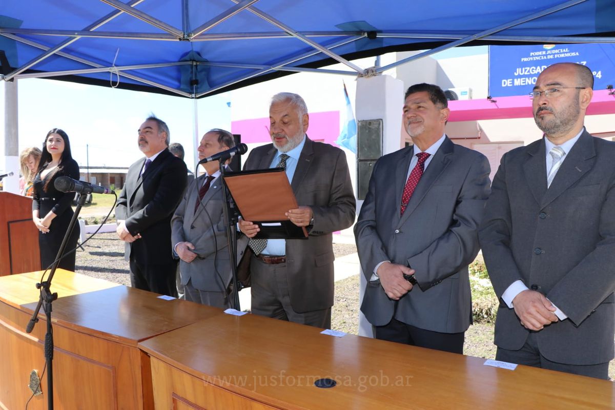 Ministros en la inauguración del Juzgado de Paz 4